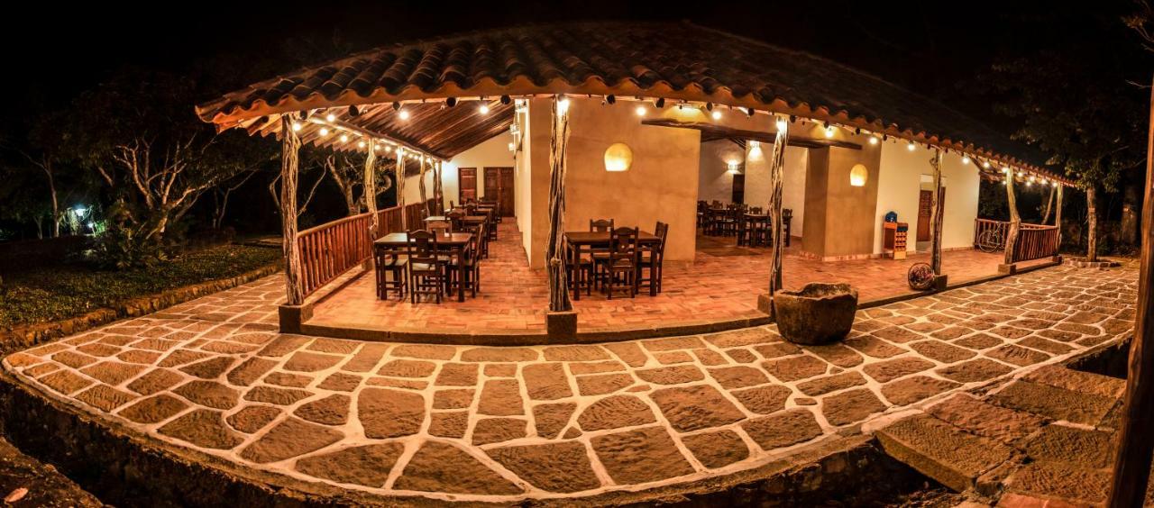 Hotel Hacienda Macedonia Barichara Buitenkant foto